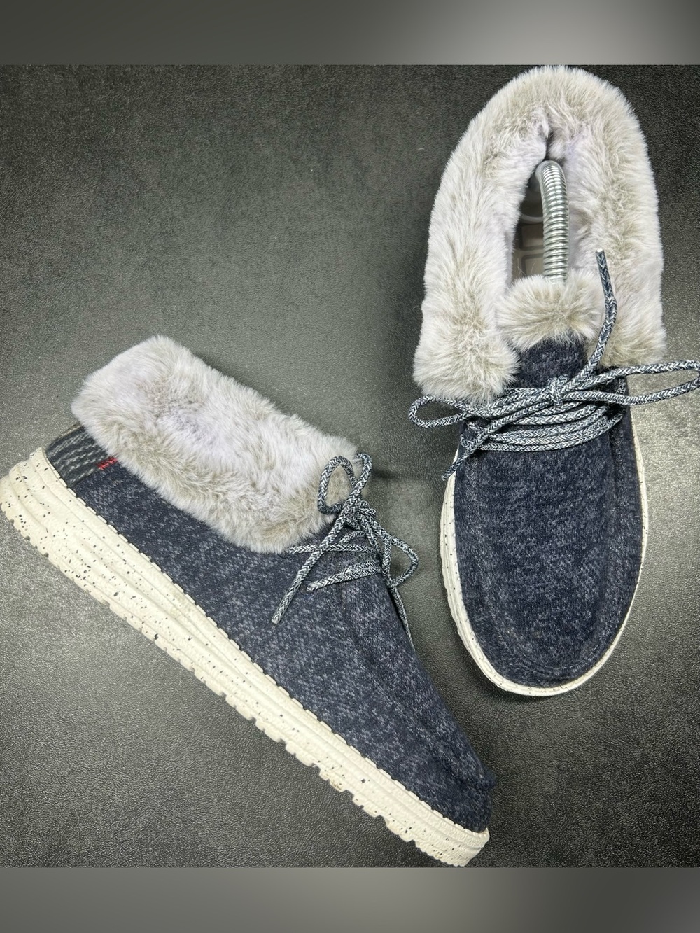 Hey Dude Britt Women’s Size 8 Shearling Fur Lined Lace Up Blue Boots